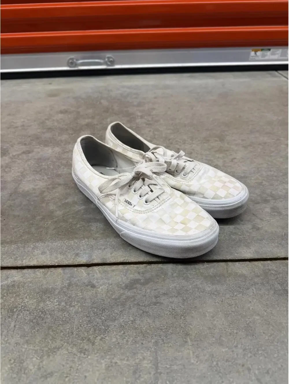 Vans authentic white checkerboard skate shoes size 8.5 MENS / 10 WOMENS